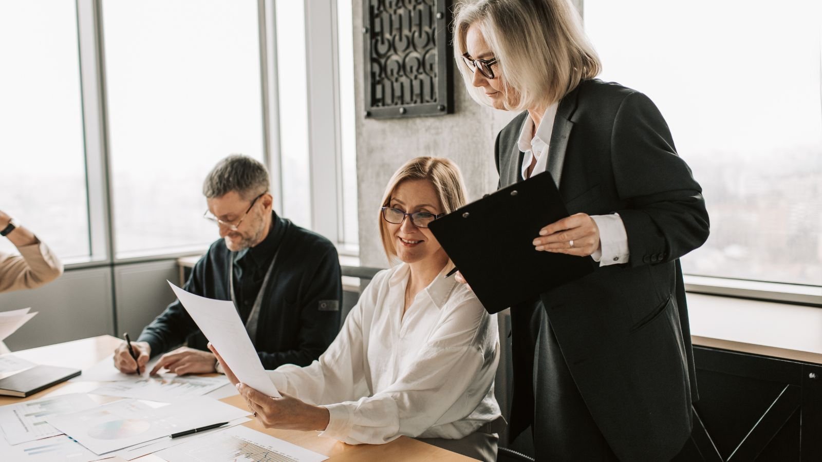 MHRA publishes new IVD Roadmap  -  RA Update (1)