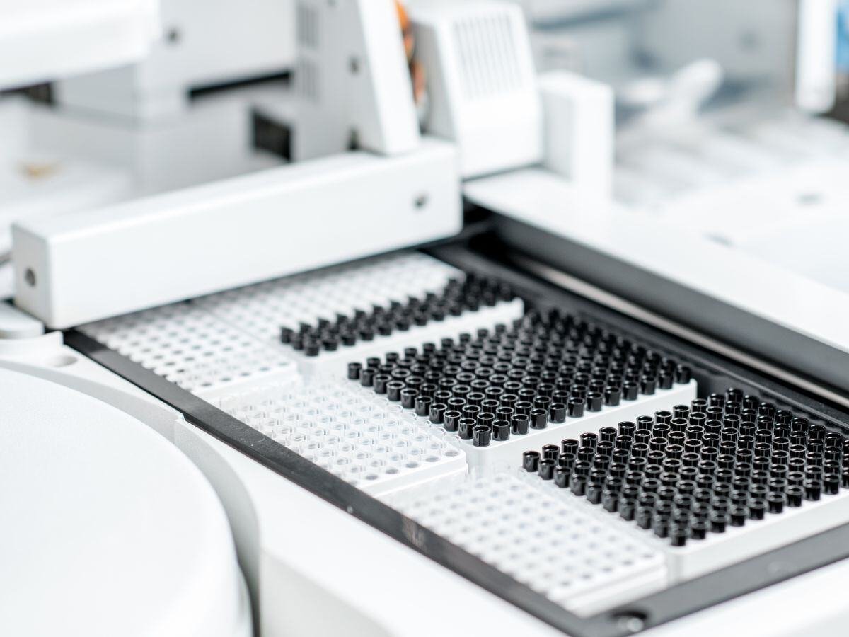 QP Batch Release - Lab Services - QbD Group (1)