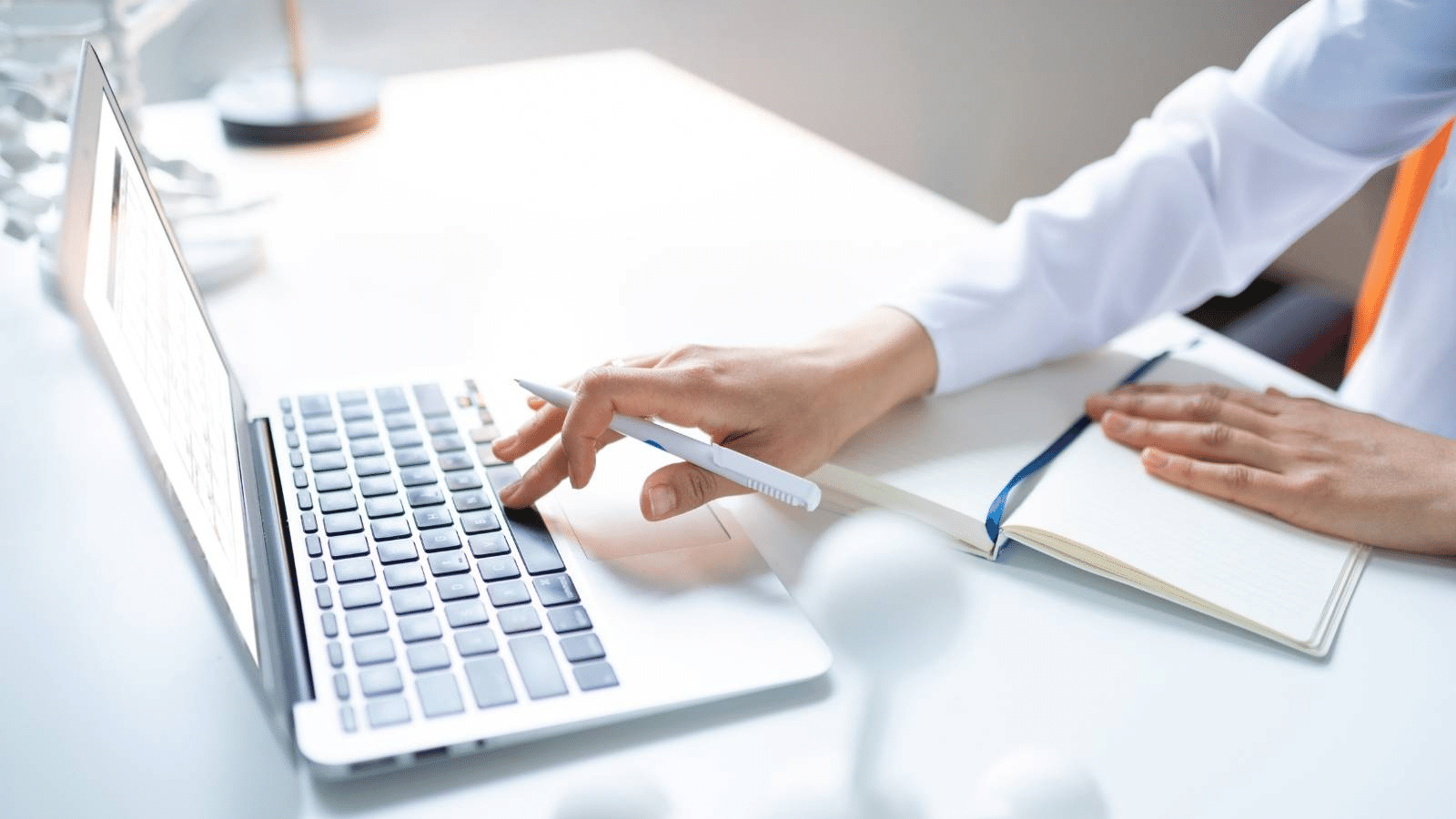 The-key-role-of-Regulatory-Affairs-from-drug-development-to-commercialization-1