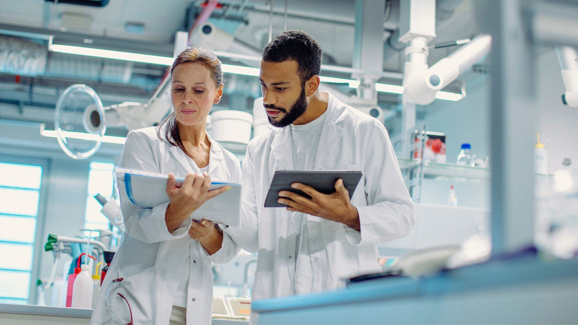 Blog - Mantener la excelencia en la validación: Mejora continua mediante revisiones periódicas de la validación en el sector farmacéutico - QbD Group