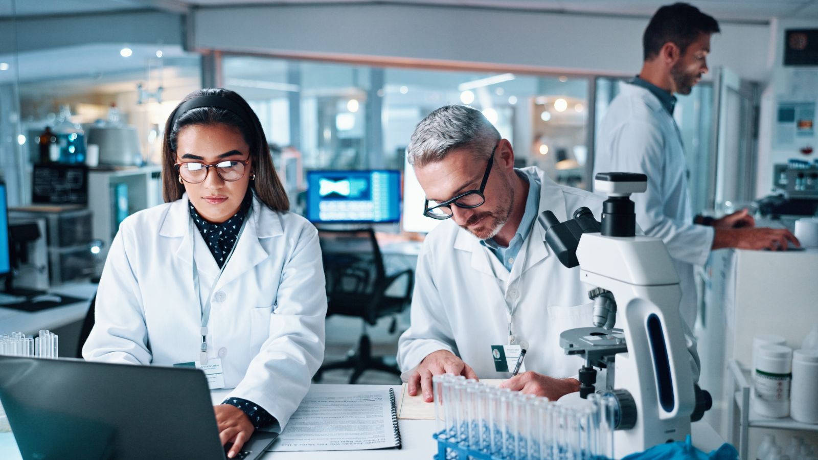 Balancing Quality, Cost & Time in GMP Laboratories | QbD Group