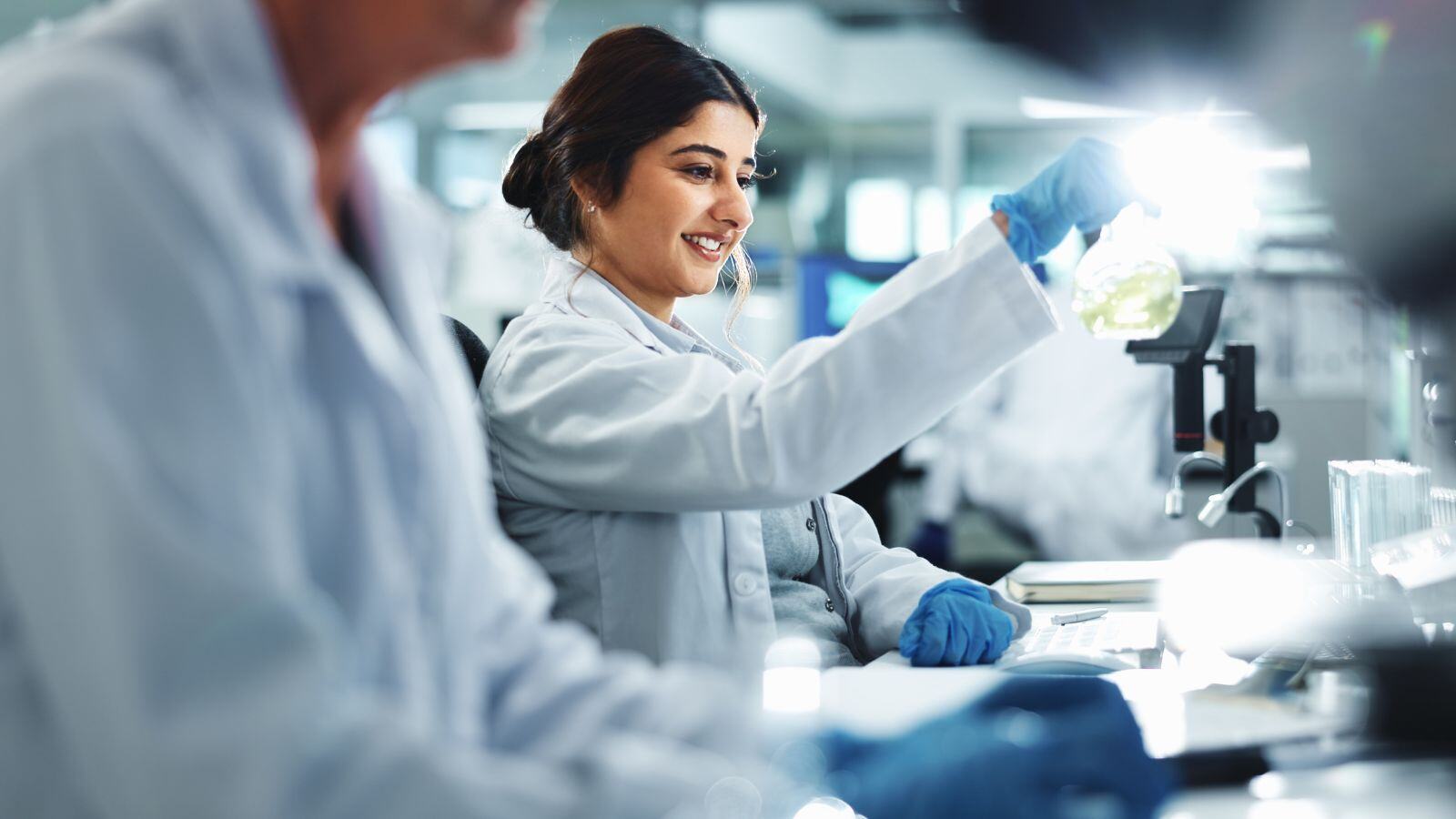 Por qué los extraíbles y lixiviables son importantes en la evaluación de riesgos farmacéuticos